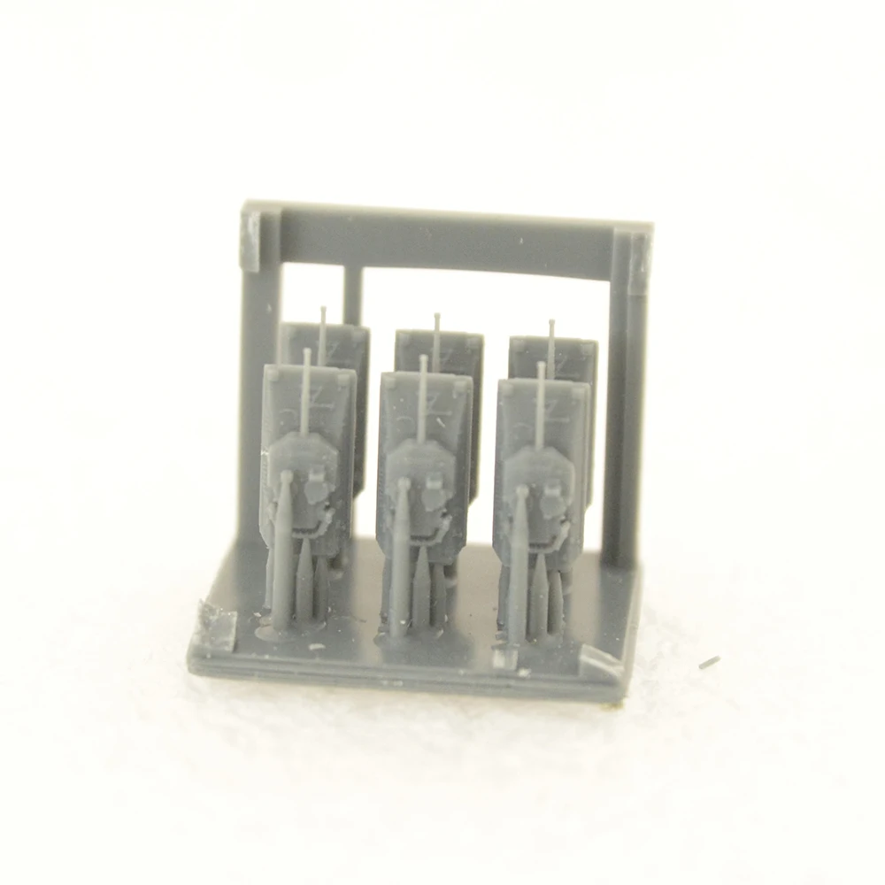 

1/144 1/200 1/350 1/700 SSMODEL SS693 Military Model Kit Italy VCC-80 Hitfist 60 Light Tank Miniature Static War Games