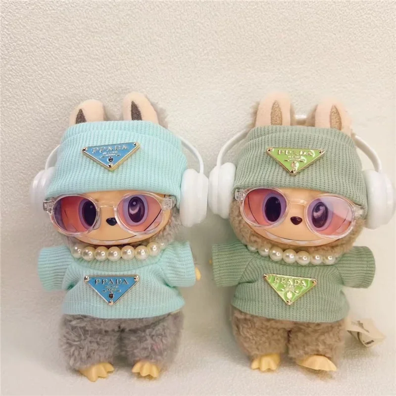 Ubranka dla lalki Labubu 15-17 cm, retro sweter z odwróconym trójkątem, naszyjnik, zestaw akcesoriów: słuchawki, okulary, buty.