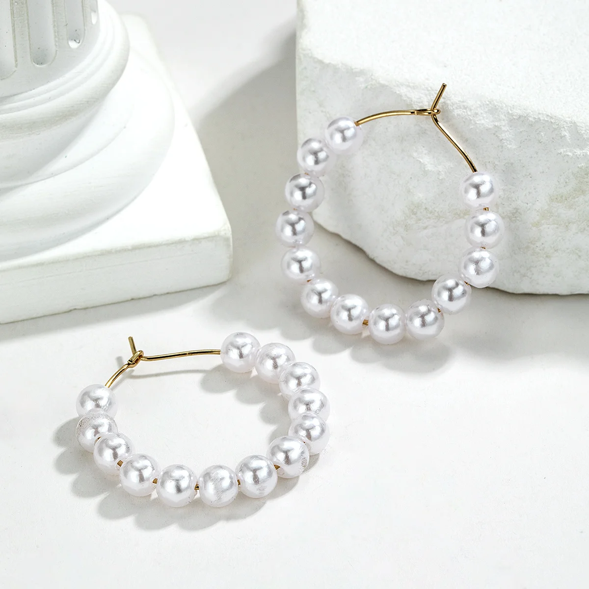 Fashionable Imitation Pearl Circle Earrings Anti Allergic Earrings Women Perforated Temperament Trendy Novel Accessories Jewelry