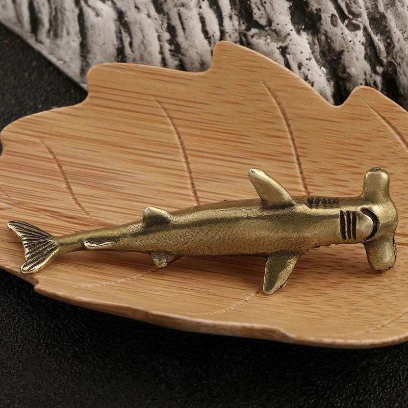 Brass Hammerhead Shark Small Ornament Animal Figurines Marine Organisms Souvenir Home Tea Pet Desktop Decoration Metal Figurines