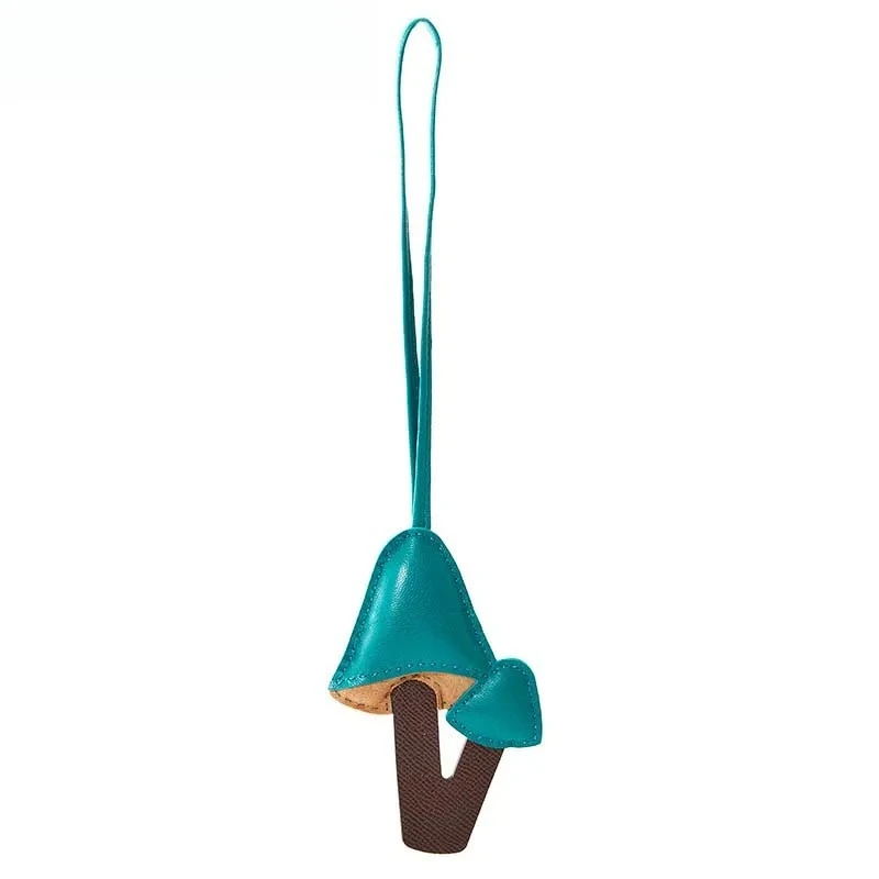 

Mushroom shaped charm fashion high-end keychain decoration pendant bag decoration accessories
