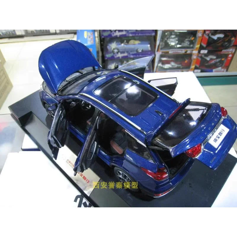 다이캐스트 1:18 스케일 원래 공장 BAIC Senova 스마트 합금 자동차 모델 Collectible Toy Gift 기념품 디스플레이 장식품