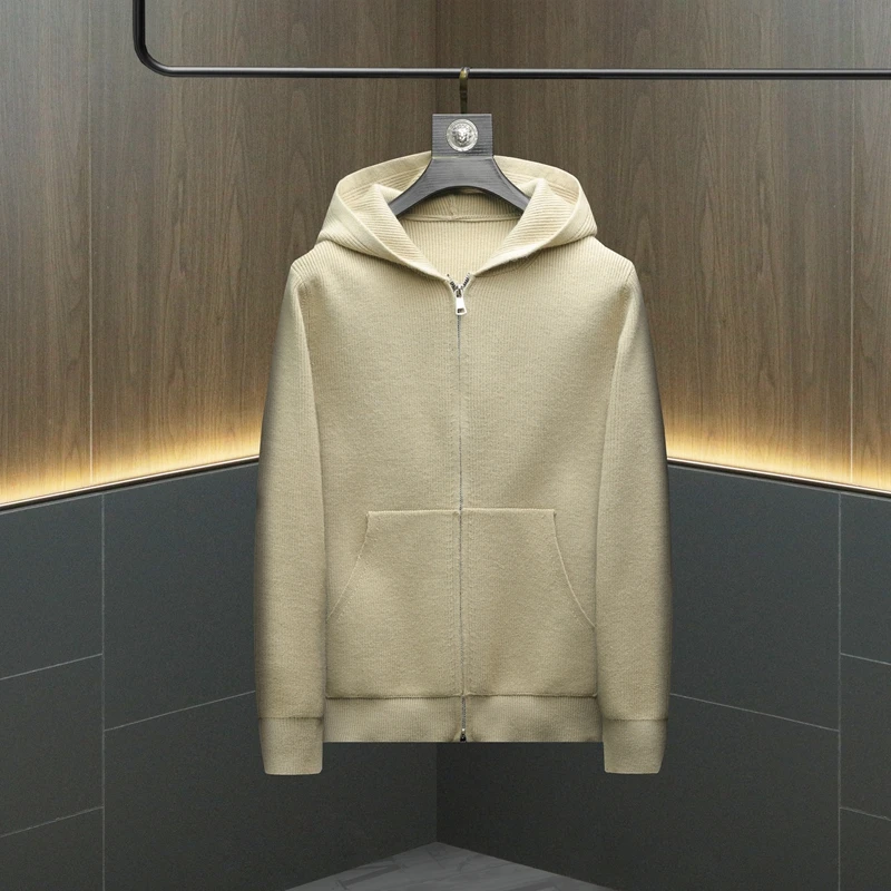 

Новый мужской вязаный кардиган с капюшоном на молнии, весна-осень 2025, высокое качество, модный повседневный топ, стандартный крой, полиэстер