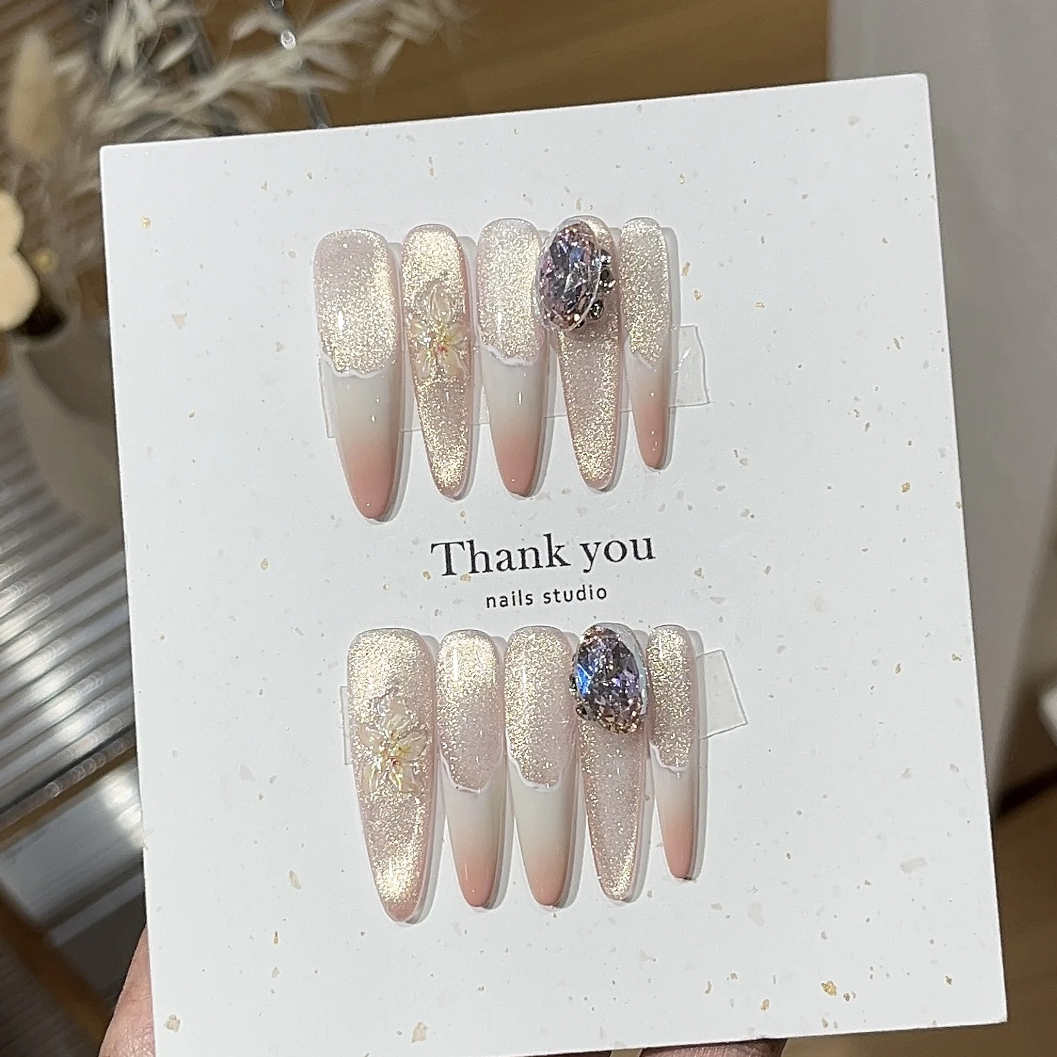 

10Pcs Super Long Almond Press On Nails Handmade Shiny Powder Cat's Eye Fake Nails Art Princess Luxury Nails Art Flower Diamond