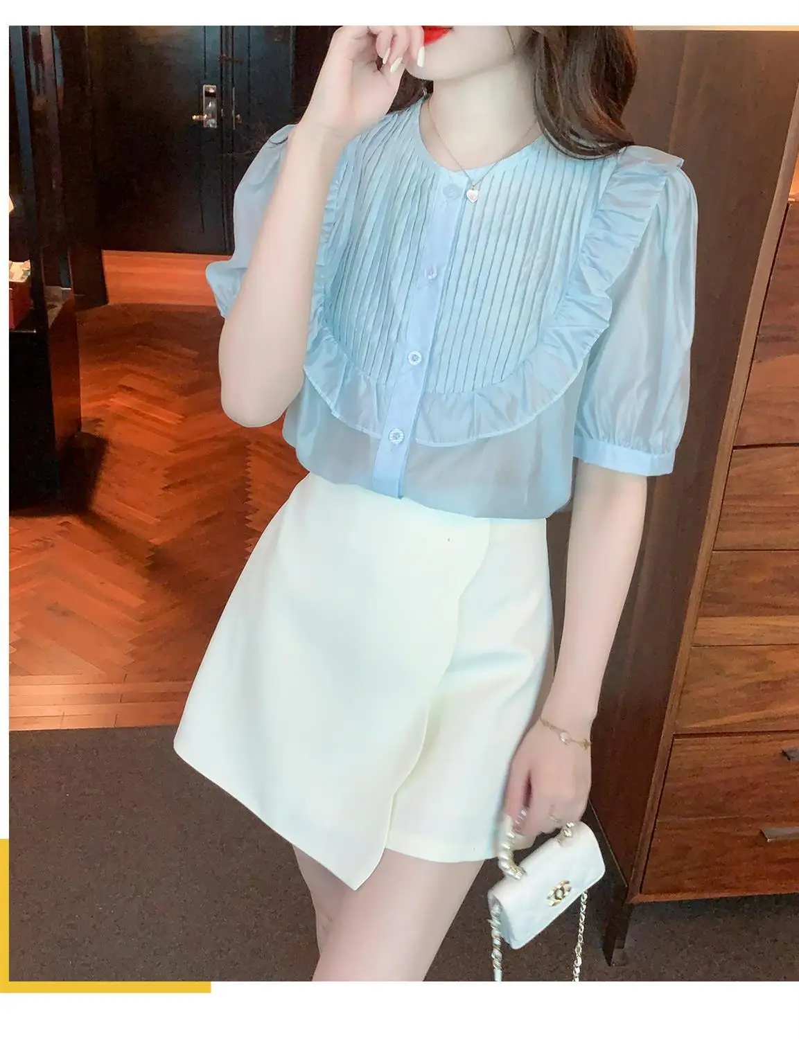 Letnia bluzka z szyfonu z falbankami Damska nowa moda Elegancka modna bluzka z krótkim rękawem