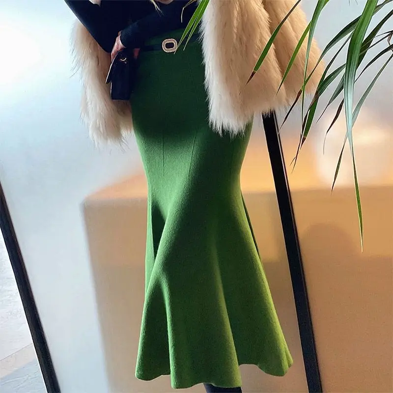 

Mid to Long Knitted Midi Skirt for Women, New Autumn and Winter Plus Size Solid Color Stylish and Simple Fishtail Skirt