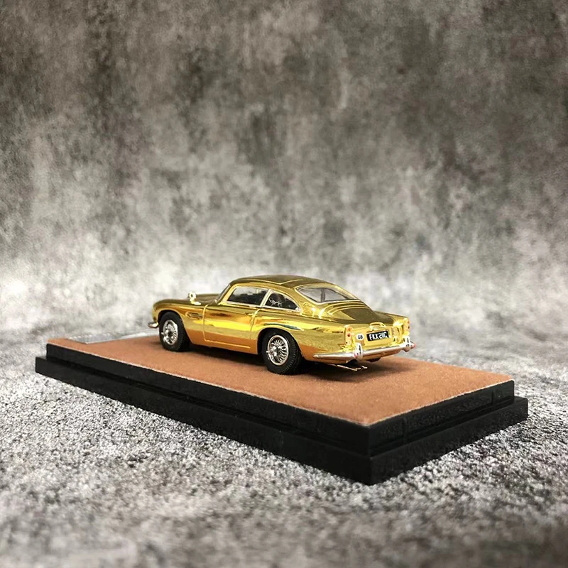 Xiaoguang 1:64 modelo de carro de brinquedo um veículo fundido em liga Martin DB5 - versão dourada LTD 999