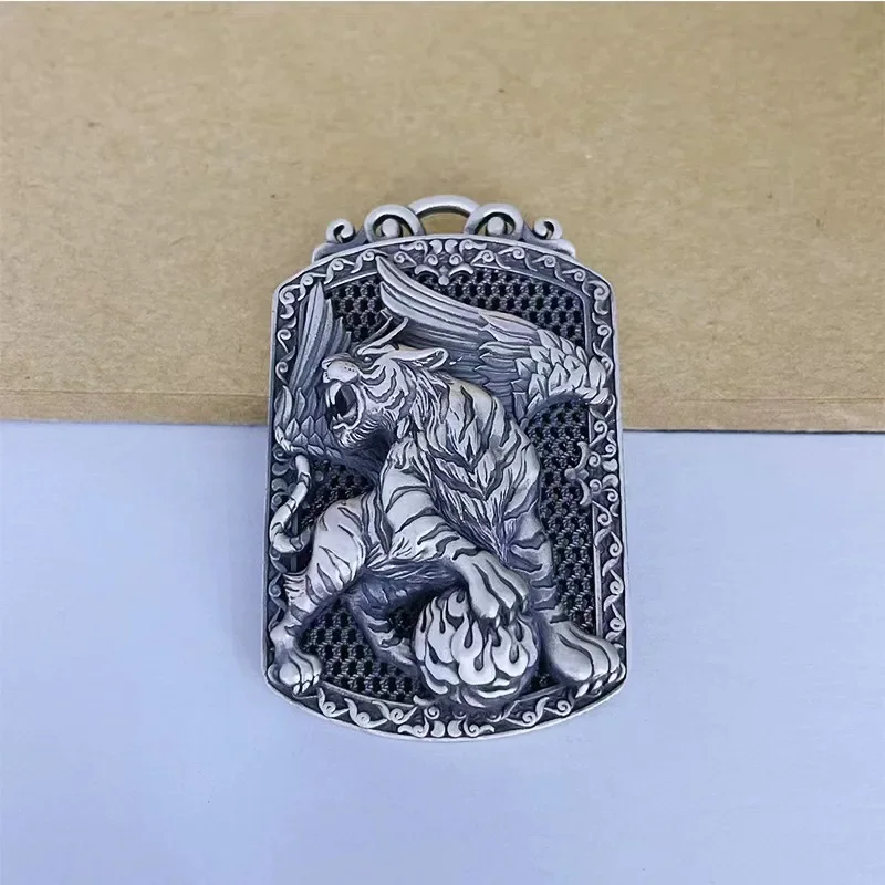 

S999 Footsilver Tiger Pendant Men's Domineer Retro Fashion Light Luxury Atmosphere Silver Pendant Wholesale