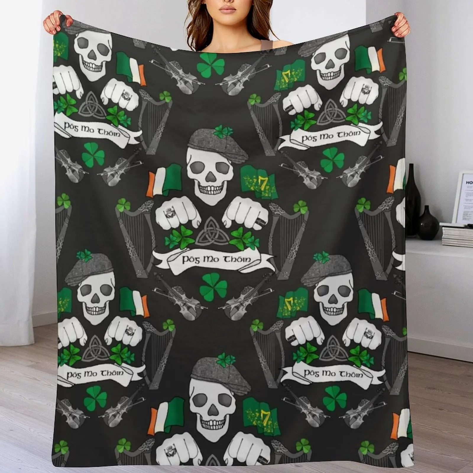 

Irish Celtic Punk Rock Throw Blanket Fuzzy Plush Throw Blanket for Sofa Chair