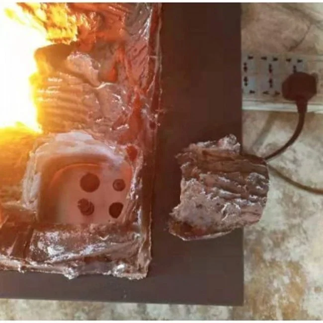 لهب LED عالي الجودة بدون حرارة بخار مياه ثلاثي الأبعاد/بخار مائي/مدفأة تفتيت مدفأة كهربائية
