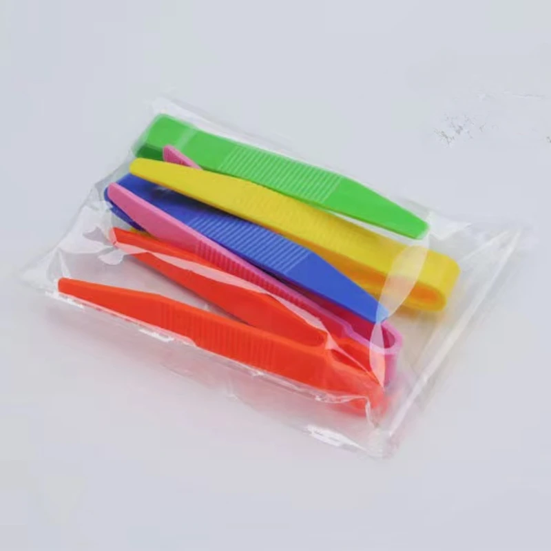 10Pcs Children's Fine Motion Training Accessories Tweezers Flat Headed Tweezers Color Clip Plastic Tweezers Children's Toy