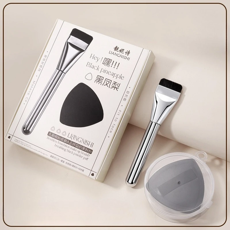 فرشاة مكياج 3 في 1، فرشاة كابوكي مسطحة مع إسفنجة غير ماصة، حقيبة تخزين للسفر، توفر كريم الأساس السائل، صديق للسفر