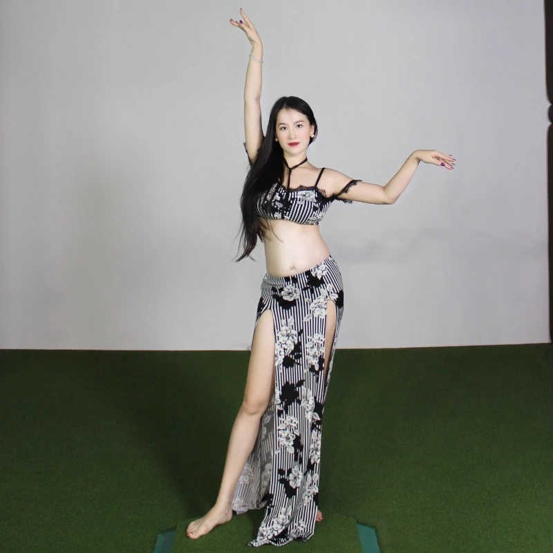 Customized Belly Dance Costumes Beginner Sexy Long Skirt Plus Size Performance Suit Striped Practice Suit Set Lace