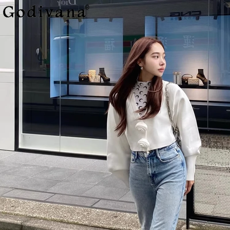 

Японский и корейский модный милый белый короткий вязаный кардиган для женщин, повседневная свободная вязаная куртка с 3D цветочным узором, милый свитер для девушек в стиле кавайи