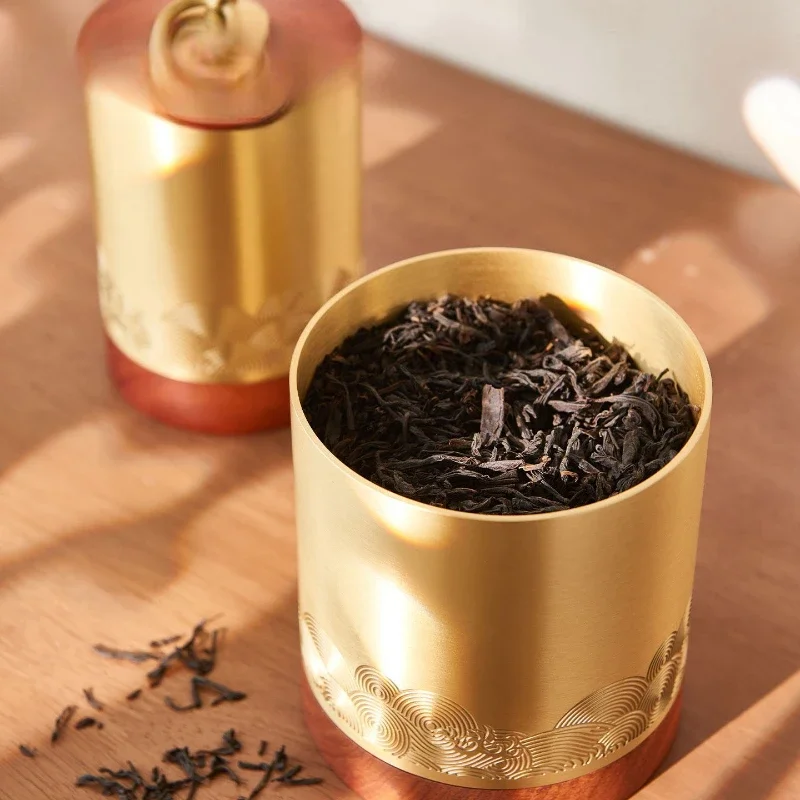 Chinese Style Pure Brass Tea Canister with wood Lid Anti-Oxidation Moisture-Proof Storage Container for Tea Kitchen Spice Jar