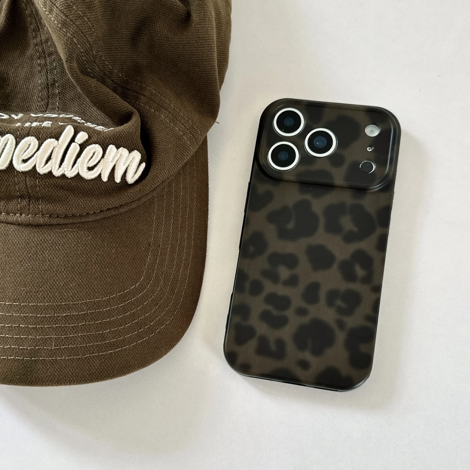 Retro stilvolle bernsteinfarbene Lamber-Muster glänzende Handyhülle für iPhone 17, 16, 15, 14, 13, 12, Pro Max Plus Air – Detail 27