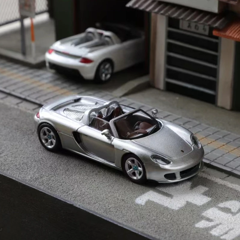 Diecast Original 1:64 Scale Porsche Carrera GT Simulation Alloy Car Model Static Display Collectible Toy Gift Souvenir Decration