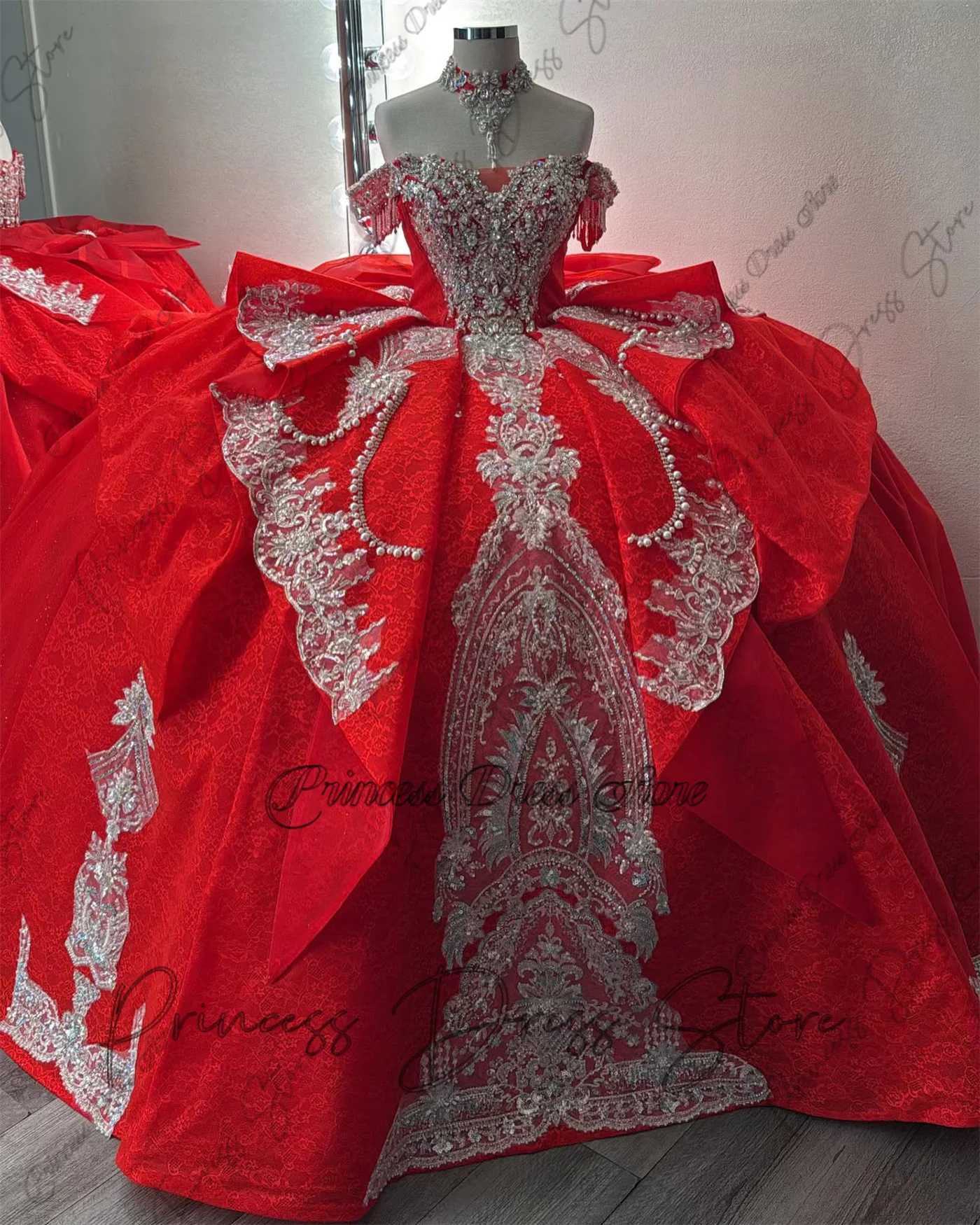 Vestido cinceanera cintilante princesa, pulseira de espaguete, bordado, trem de renda, festa de aniversário, 15 anos, 16 anos, luxo