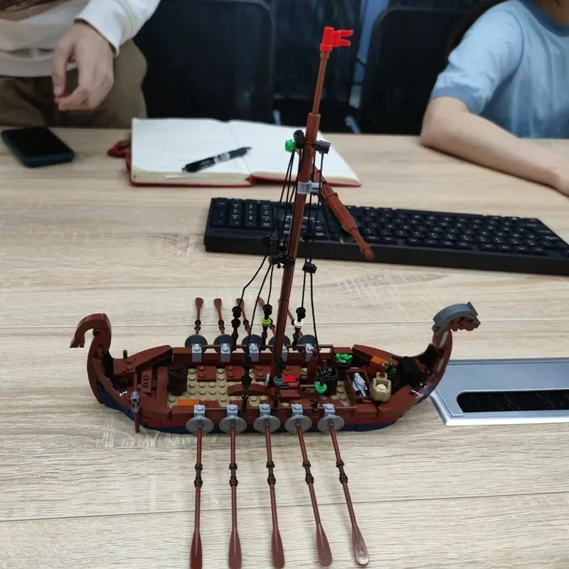 MOC Viking Longship Medieval Military Warfare Pirate Ship Building Blocks Creative Sailboat Brick Toys Children's Christmas Gift