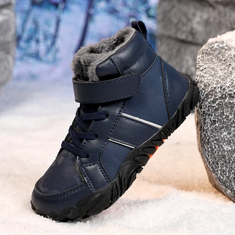 Botas de inverno das crianças ao ar livre sapatos descalços para meninos à prova dwaterproof água de pelúcia quente tornozelo botas de neve crianças meninos tênis antiderrapantes