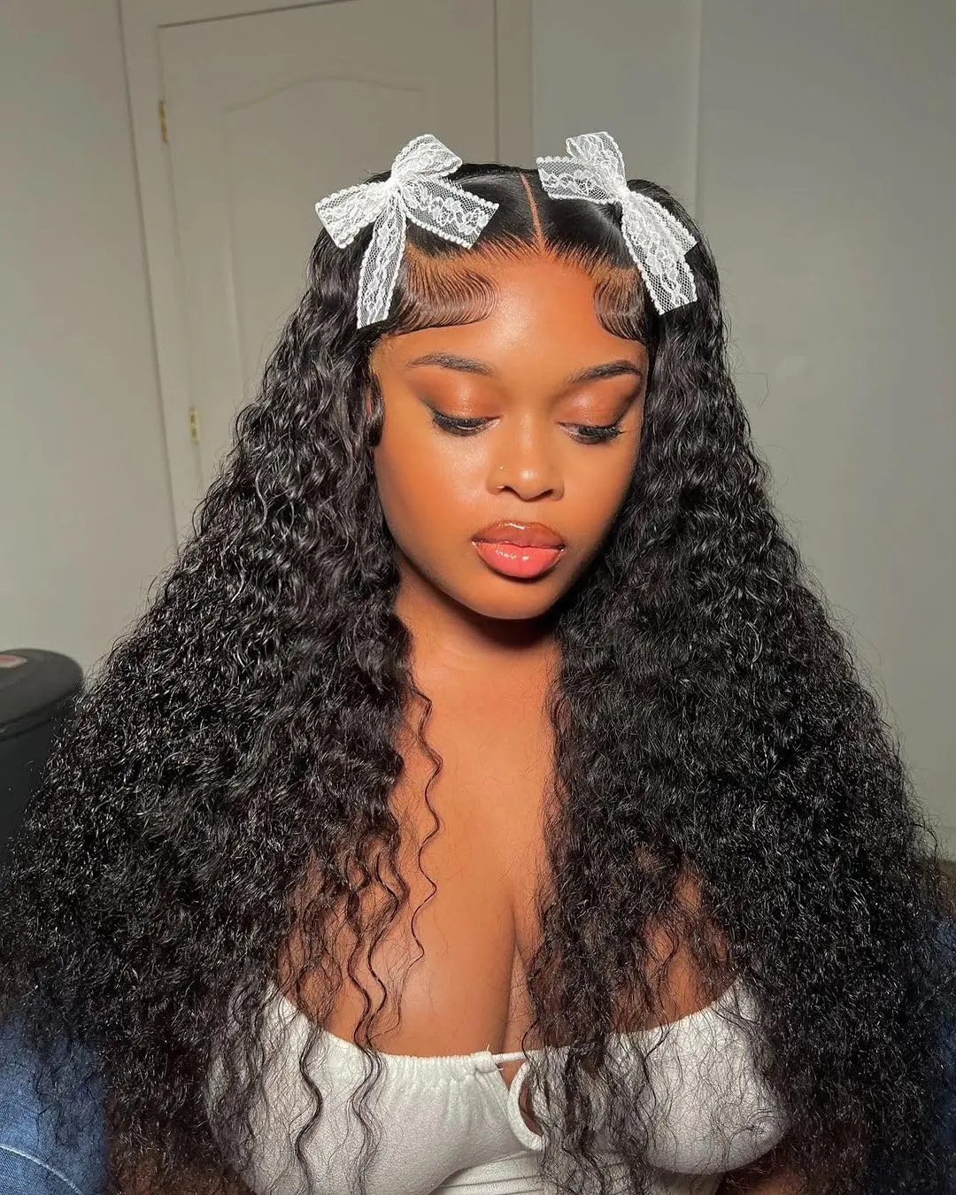 

4x4 Deep Wave Lace Front Wigs Human Hair 180% Density Deep Curly Frontal Wigs Human Hair Pre Plucked with Baby Hair for Women