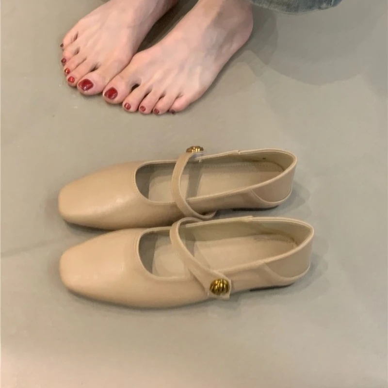 

2025 Women Flat Shoes Fashionable and Versatile Square Toe French Mary Jane Shoes Women New Summer Soft Soled Beanie Shoes