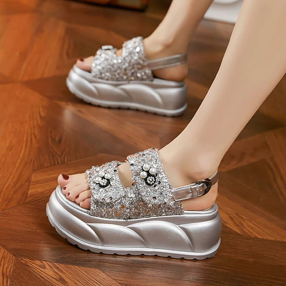 

Женские босоножки на толстой подошве, лето 202, новая модная верхняя одежда на липучке, пляжная обувь, легкая и универсальная женская обувь