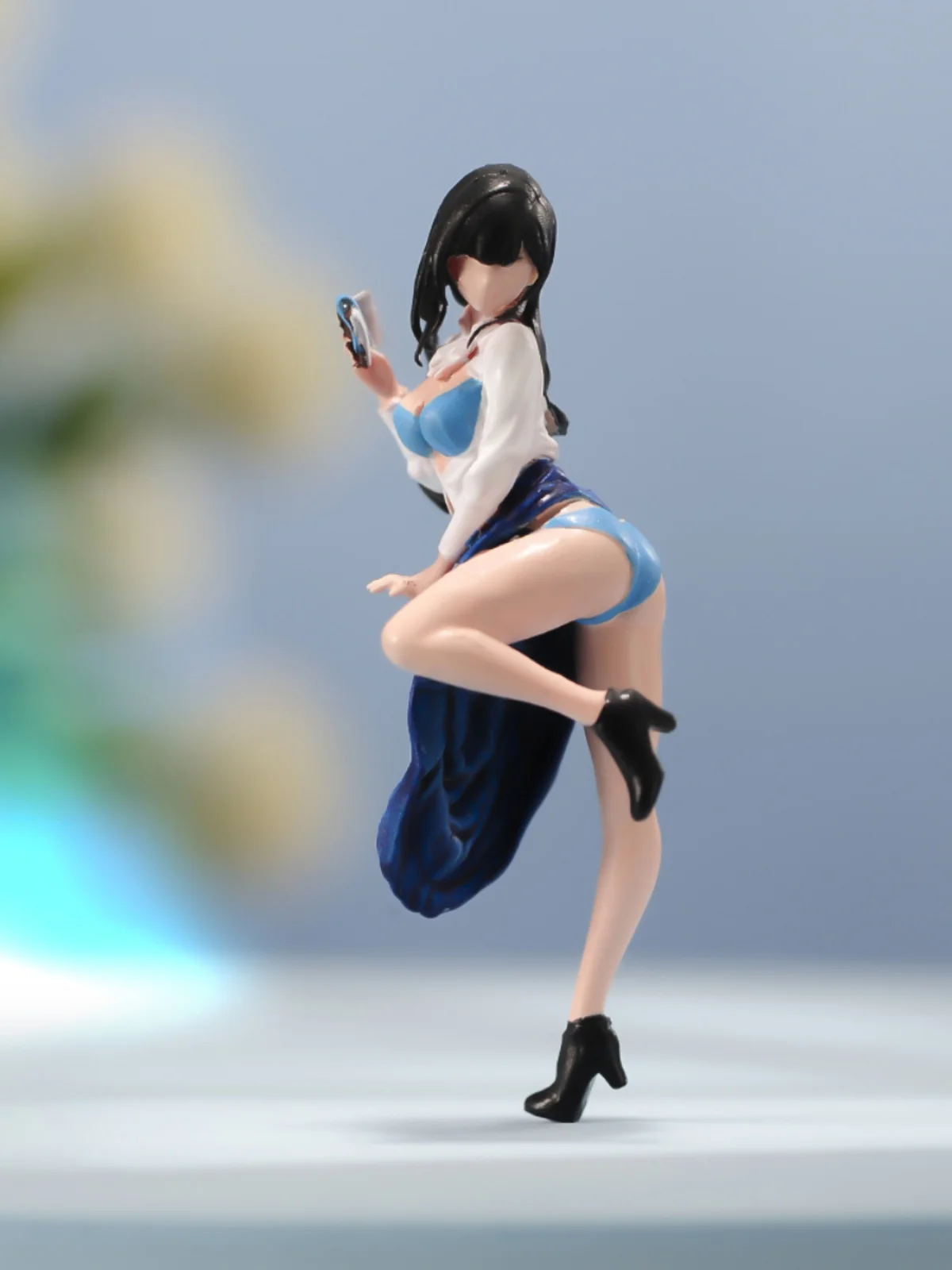 Literary Girl ature Scene Micro Photoaphy Car Model with Doll Figure Model Literature Girl Theme Collectible Toy