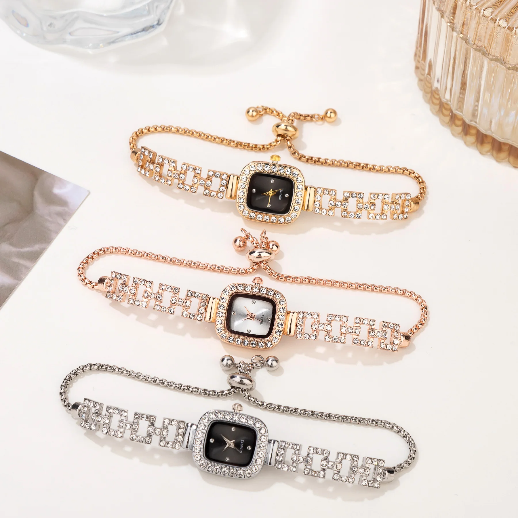 ساعات يد كوارتز أنيقة سوار فاخر ساعات نسائية ساعة كريستال ماسية ساعات Relogios Feminino Relojes Para Mujer