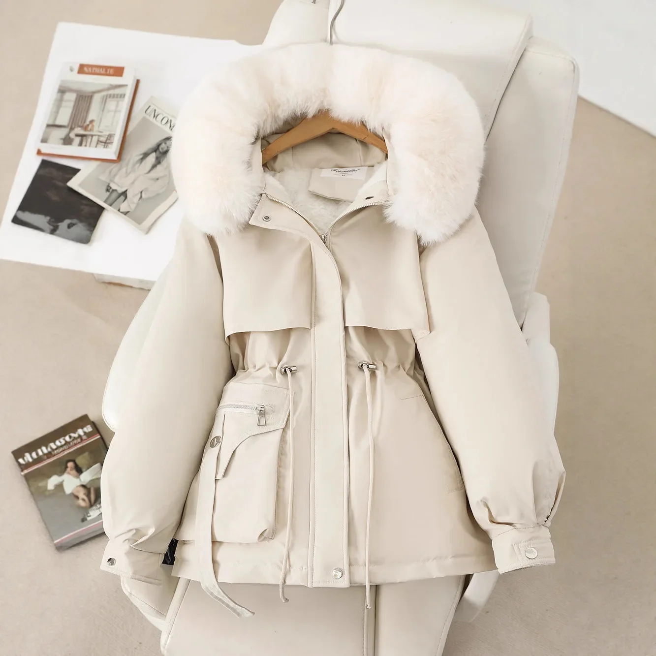 

New Women's Cotton-Padded Plush Warm Coat 2025 Autumn Winter Parkas Coat Women's Long Sleeve Zipper Hooded Drawstring Parkas