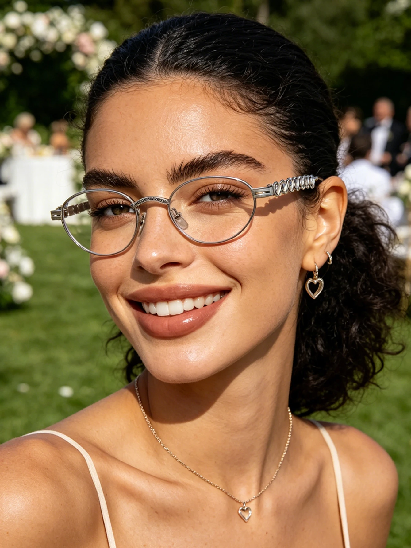 Women Fashion Hub - 1pc niche diamond jewelry glasses, exquisite