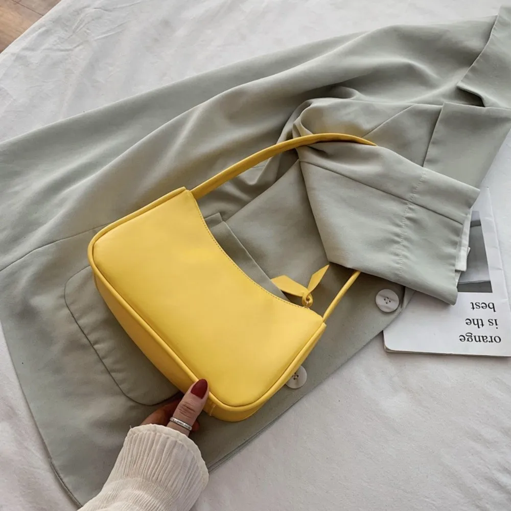 

Minimalist Design Retro Forearm Bag Top Handle Underarm Style PU Leather Bag Small Size Vintage Look Single Shoulder Bag