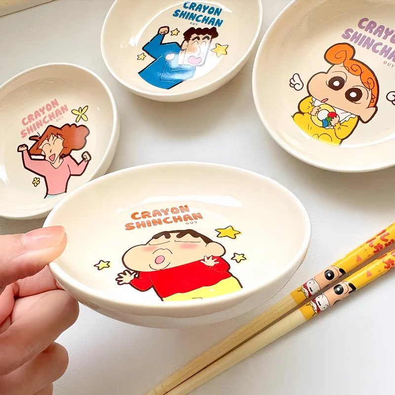 2025 ใหม่ Crayon Shin Chan Dish รสจานน่ารักการ์ตูนจานปรุงรสจานในครัวเรือนความงามเซรามิคจานขนาดเล็ก