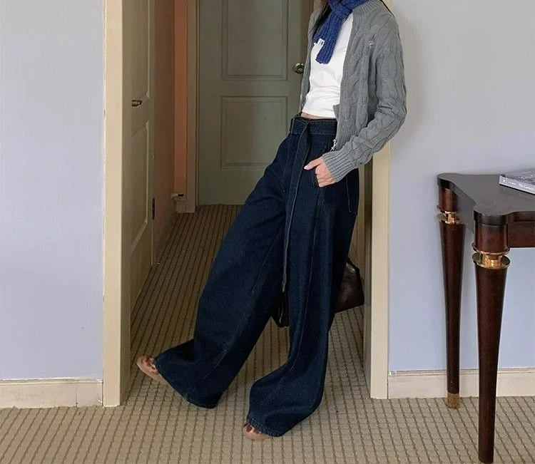 Dunkelblaue Gürteljeans für Damen, 2025, Frühling, Vintage-Design, lockere, gerade Hose mit weitem Bein