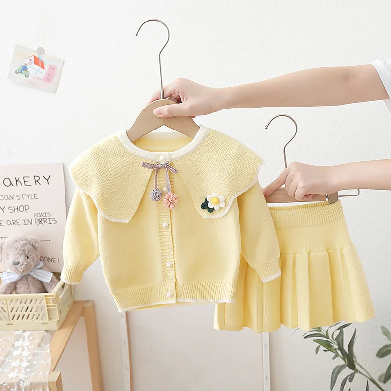 

Soft Cotton Sweater Sets for Girl Floral Appliques One Breasted Knitting Cardigans+Elastic Waist Pleated Skirt 2pcs Kids Suits