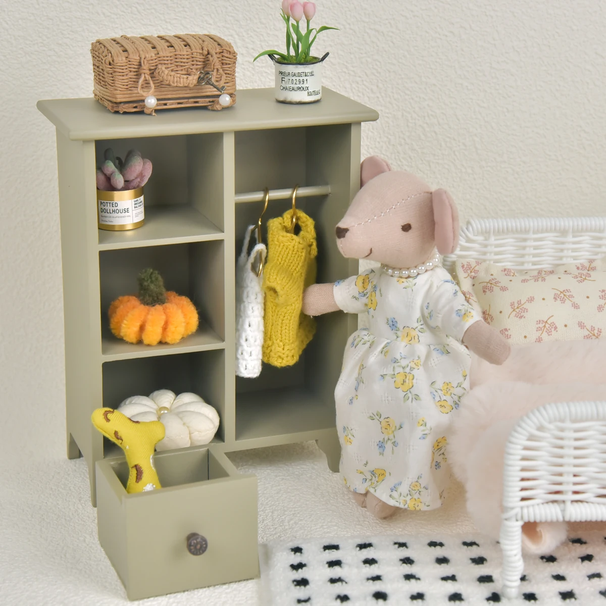 미니어처 시뮬레이션 인형집 가구 1:12 나무 옷장 BJD Ob11 인형집 가구에 적합