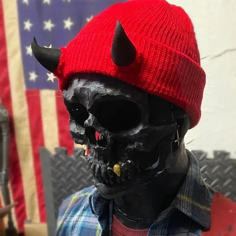 الشتاء الدافئة قبعة صغيرة محبوكة قبعة لينة بسط شيطان القرن الجمجمة تصميم للرجال والنساء في الهواء الطلق الشارع الشهير مضحك الأزياء أغطية الرأس