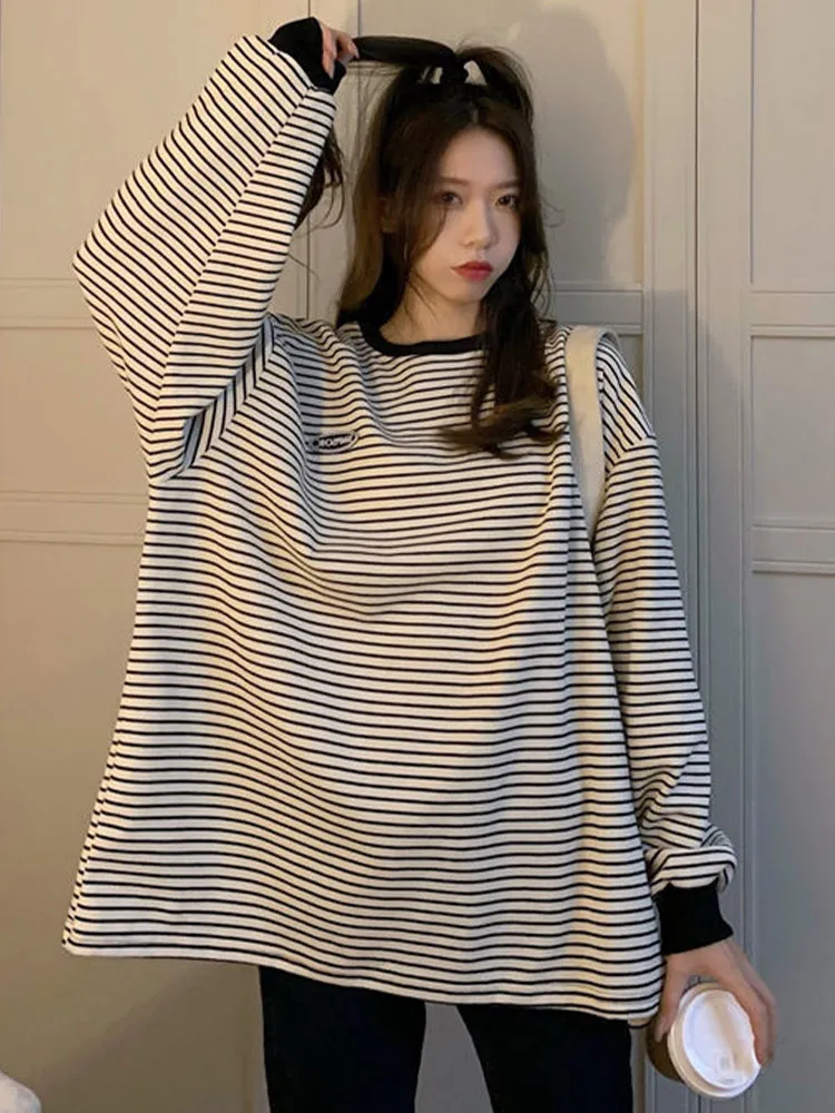 Women Oversize T-shirts Striped Shirts Retro Long Sleeve Tops Tees Students Couple Preppy Style Females Tops Tees