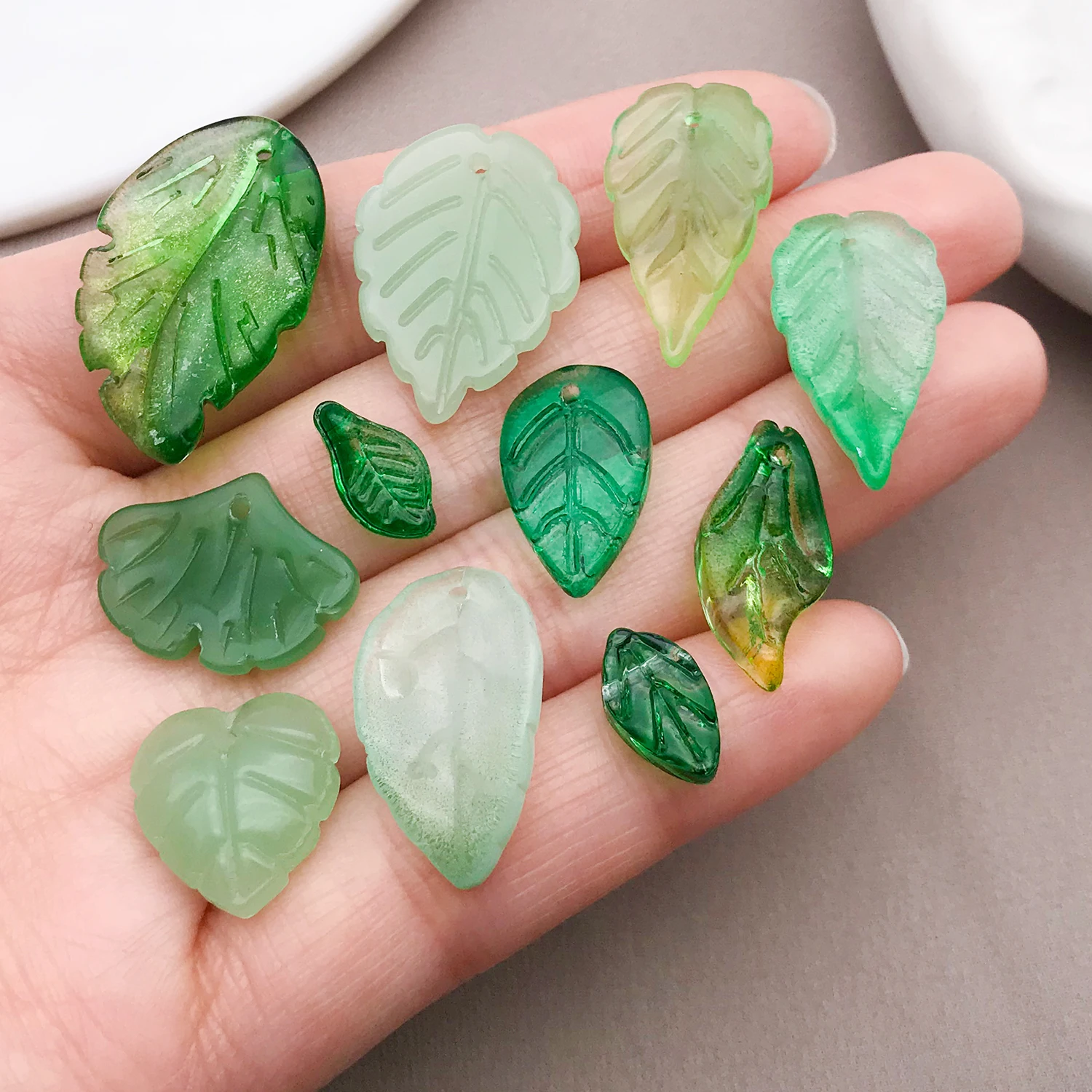 20pcs Glass Mini Small Tree Leaf Hand Beaded DIY Handmade Necklace Earrings Charms Pendants Jewelry Accessory Mater
