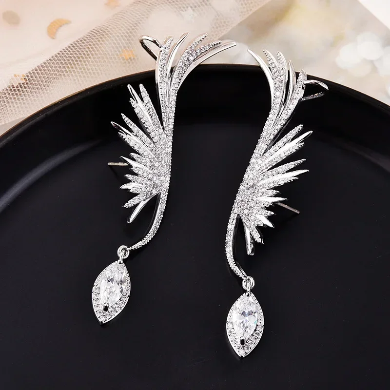 

CHKAWOCIS925 Silver Needle Fashion Zircon Earrings Angel Wings Ear Clip Personality feather ear dinner party accessories
