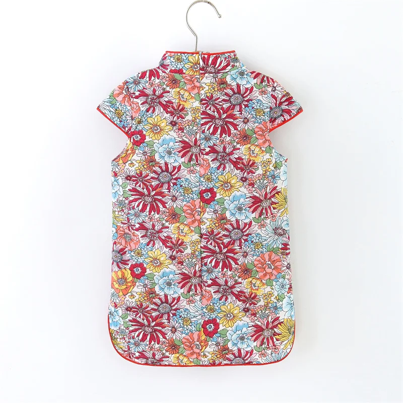 Summer short sleeved dress for girls with retro flower standing collar and button up children\'s slim fitting cheongsam