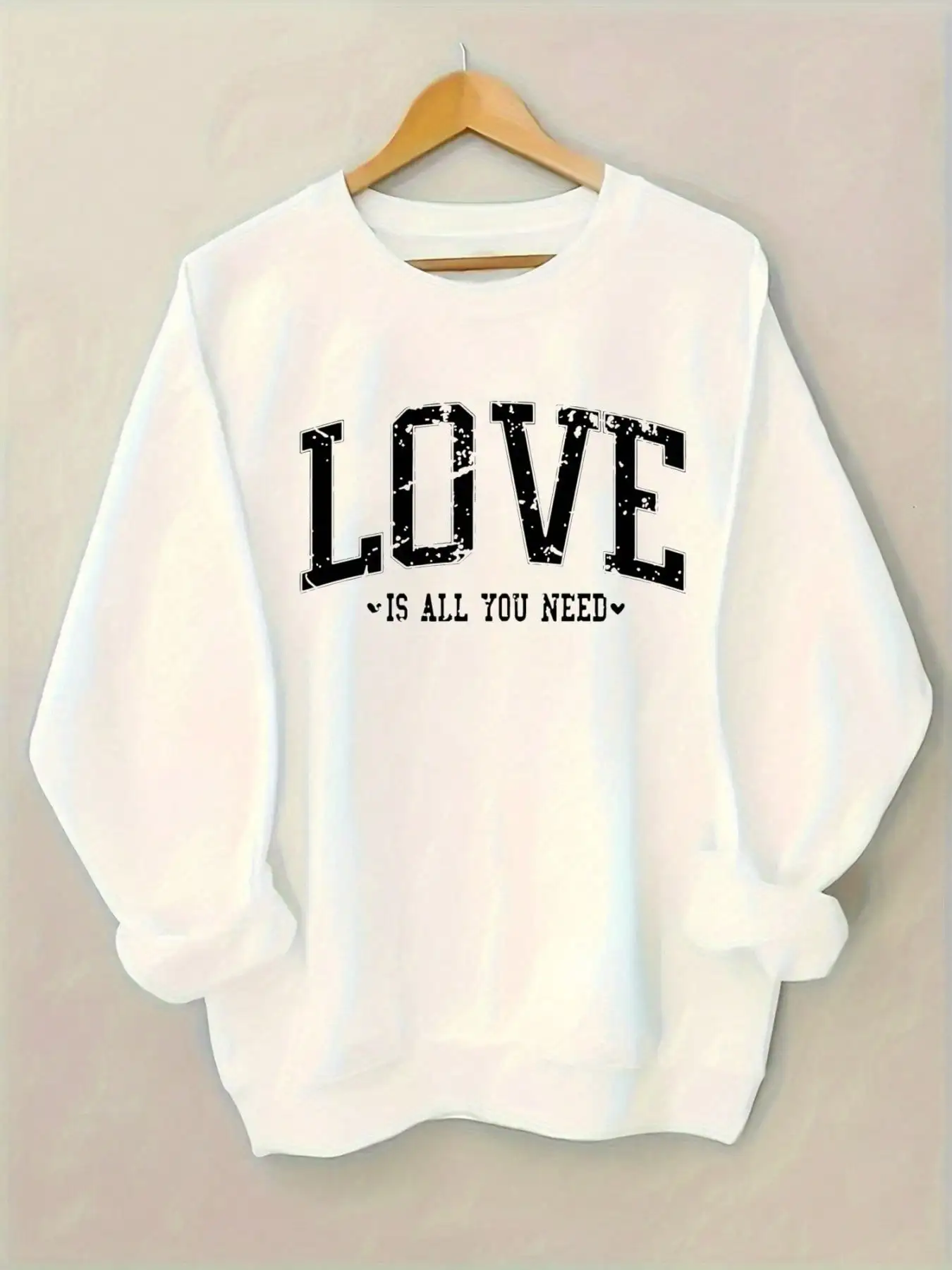 

White Distressed Letter Print Sweatshirt - Loose Fit Crew Neck for Casual Wear