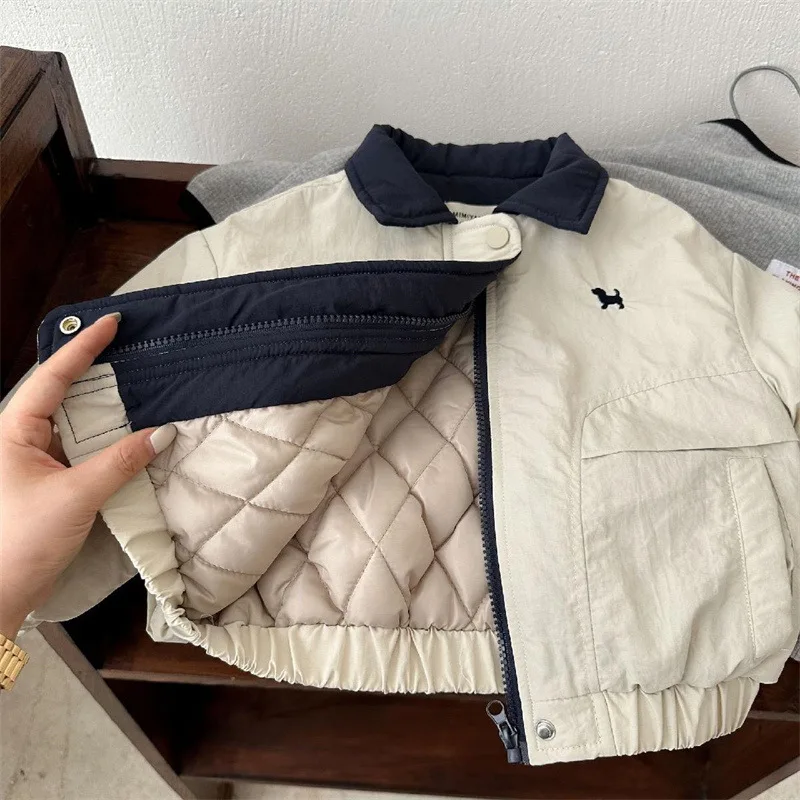 Dicke warme Winterjacke für Kinder, Jungen und Mädchen, Cartoon-Baseballjacke, Herbst-Outwear, Sportliche Freizeitkleidung, Neu – Detail 9