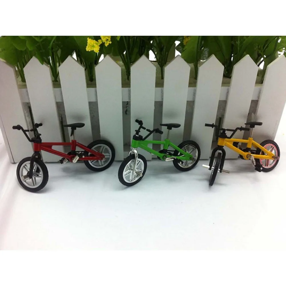 4Pcs 1:18 Scale Alloy Realistic Mountain Bike Mini Finger Bicycle Gift Collection Decoration for Kids Finger Bike