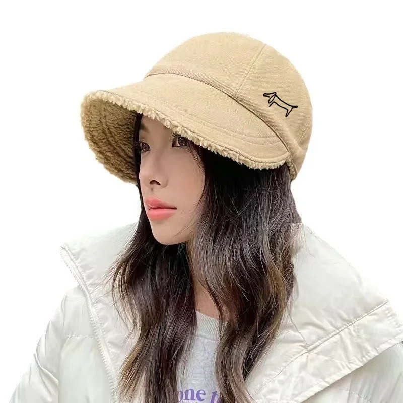 Women Luxury Add Velvet Fisherman Hat Golf Wear 2024 Winter New Korean Golf Cap Women Fashion Keep Warm Peaked golf Cap