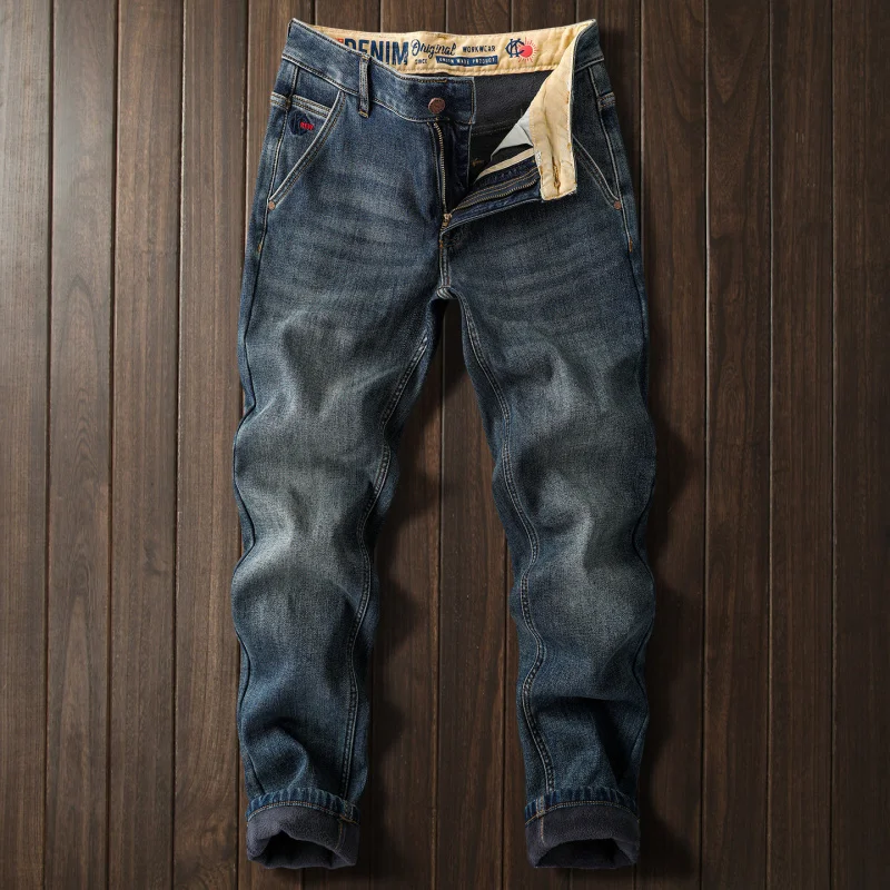 

Мужские зимние джинсы 2026 года: плюшевые, теплые, в ретро-стиле, зауженные, с легким прямым кроем, высококачественные, модные и стильные брюки