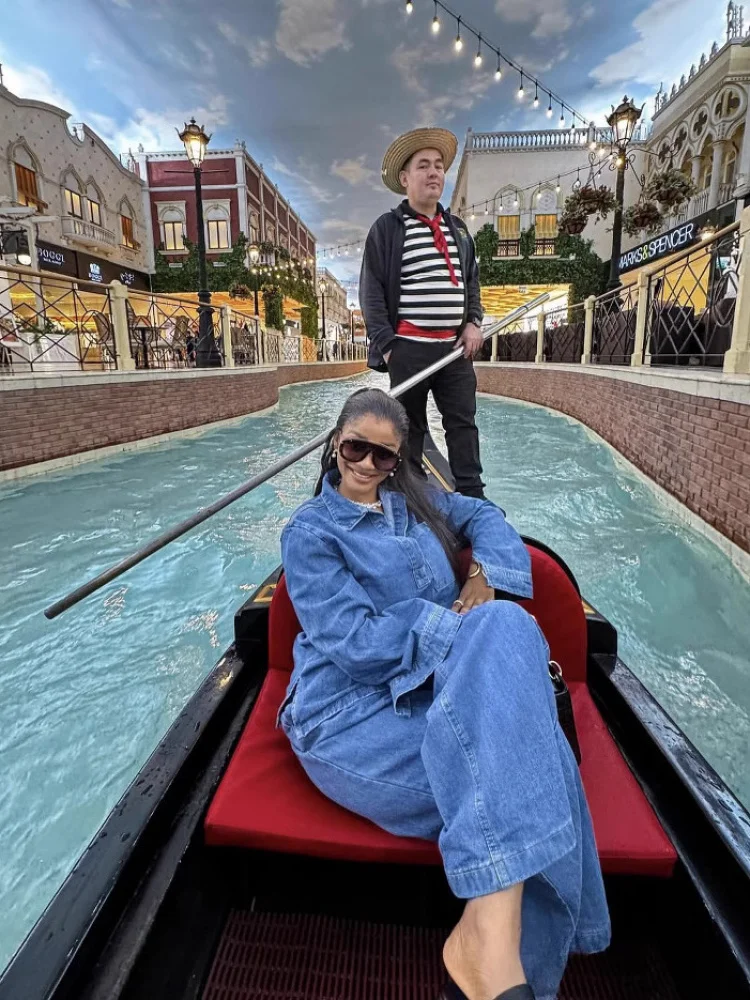 

Женский джинсовый комплект с поясом Long Sve с отложным воротником, топ, прямые брюки, комплект из двух предметов, хлопковый материал, весенний S...