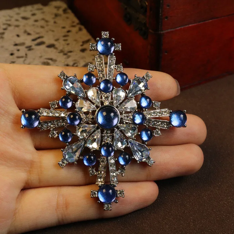 Vintage Blue Rhinestone brooch rhombus elegant temperament shiny brooch ladies jewelry pins party accessories gift