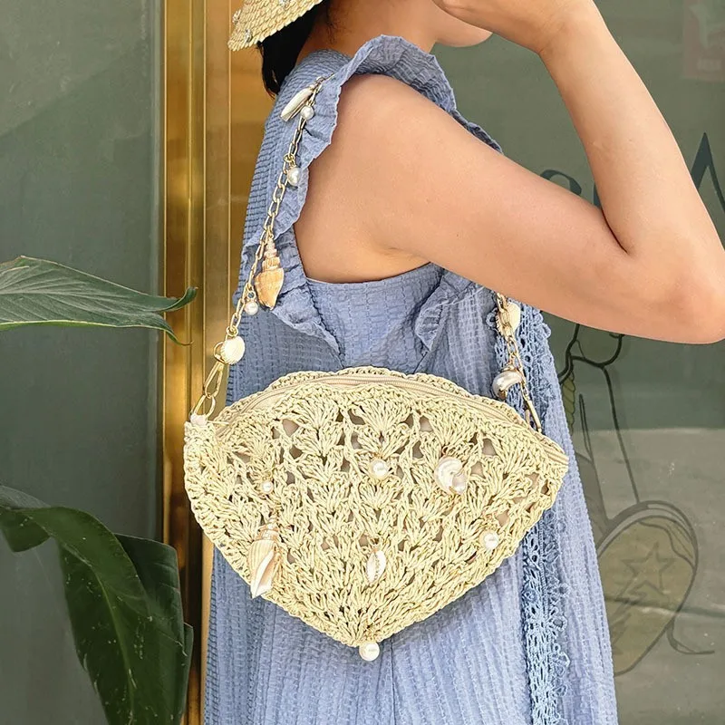 

2026 Hollow Rattan Hand-weave Shoulder Bag for Women Summer Bohemia Seashell Small Handbags Beach Holiday Party Tote Handbags