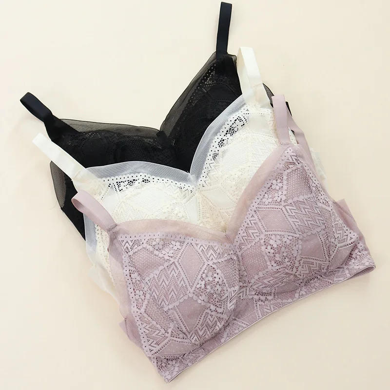 Women 100% Mulberry Silk Lining with Full Lace Surface Thin Type Bras Wire Free Wireless Bra Bralette Everyday Wear M-3XL TG214